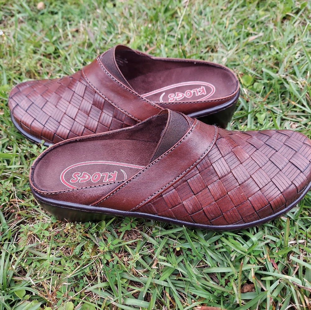 Klogs brown woven leather sz 8